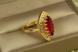 Кільце Xuping Jewelry Маркіз з червоним каменем в широкій оправі р 18 золотисте - мініатюра 2