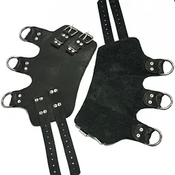 Поножі манжети для підвішування за ноги Art of Sex Leg Cuffs For Suspension з натуральної шкіри, чорні - мініатюра 3