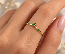 Жіноча золота каблучка Jewellery Continent зі смарагдами 22 (К-0934) - мініатюра 4