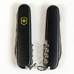 Ніж Victorinox Climber Mat 91 мм 14 функцій чорний матовий жовтий лого - мініатюра 12