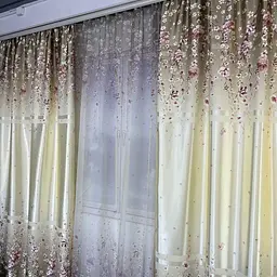 Атласні штори з квітами оливкового кольору 150х270 з тюлистом батистовим 400х270 на тасьме ALBO pbe0052708 - мініатюра 4