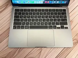 Ноутбук Apple MacBook Air 13.6" 2022 M2/24/512 (P96WXPHLWV) Б/в - мініатюра 2
