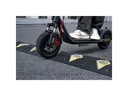 Електросамокат Ninebot SEGWAY F2 II E Black AA.05.12.01.0010 - мініатюра 8