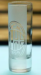 Скляна чарка 60мл ФК Мілан AC Milan з гравіюванням подарунок для фаната футбольна стопка - мініатюра 3