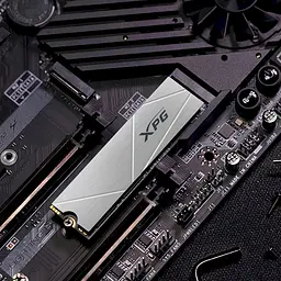 Накопичувач SSD M.2 ADATA GAMMIX S60 1TB 2280 PCIe 4x4 NVMe 3D NAND Read/Write:5000/3200 MB/sec (AGAMMIXS60-1T-CS) - мініатюра 7
