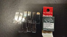 Насадки (5 шт) для захисту від сколювання для лобзика Makita 4329, 4331D, 4333D, 4334D, 4340CT, 4340FCT, 4341CT, 4341FCT, 4350T, 4350FCT, 4351T, 4351FCT, BJV140, BJV180, DJV140, DJV141, DJV142, DJV180, DJV181, DJV182, JV0600 , JV143D, JV183D (192557-6) - мініатюра 4