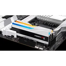 Модуль пам'яті G.Skill DDR5 64GB (2x32) Trident Z5 6400MHz RGB White (F5-6400J3239G32GX2-TZ5RW) - мініатюра 4