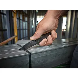 Ніж складний HARDLINE Serrated MILWAUKEE з серейторним лезом 75мм - мініатюра 6
