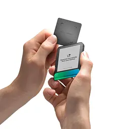 Апаратний гаманець для криптовалют Ledger Flex Oxidate Green + Recovery Key - мініатюра 4