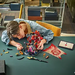 Конструктор LEGO Ninjago Робот Вогняного Лицаря 996 деталей (71846) - мініатюра 13