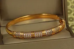 Браслет бенгл Xuping Jewelry Рядно 57 мм 8 мм золотистий - мініатюра 2