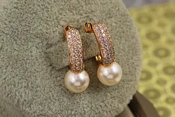 Сережки Xuping Jewelry три доріжки з перлами 2 см