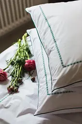 Комплект постільної білизни Сімейний з вишивкою та кантом український хрестик Dark Green із перкалю в чохлі (25139/5) - мініатюра 9