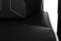 Геймерське крісло GT Racer чорне з білим (X-8007 Black/White) - мініатюра 9