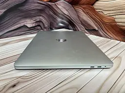 Ноутбук Apple MacBook Pro 13" 2020 i7-1068NG7/32/512 (C02F70MHML87) Б/в - мініатюра 5