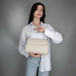 Сумка жіноча шкіряна на плече Virginia Conti 03834 бежева - мініатюра 2