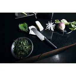 Ніж Santoku Fiskars Taiten 16 см (1066831) - мініатюра 8