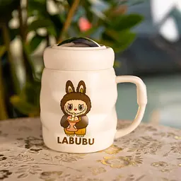 Чашка порцелянова Yiwu Labubu 400 мл з кришкою білий з темно-коричневим Yiwu FM-54C - мініатюра 2
