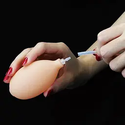Фалоімітатор Cumming Softee Soft Ejaculation Cock With Ball 8" 20.3 см тілесний - мініатюра 6