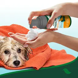Піна для собак Vet's Best Flea & Tick Waterless Bath for Dogs від бліх та кліщів 236 мл vb00142 - мініатюра 3