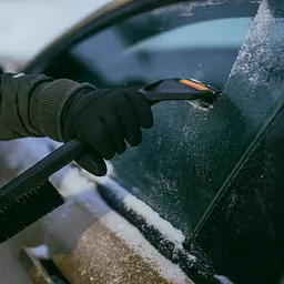 Щітка-скребок Fiskars Solid (1078496) - мініатюра 10
