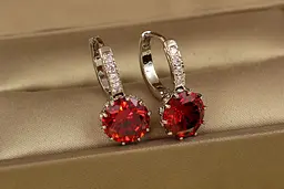 Сережки Xuping Jewelry з великим червоним каменем 2 см сріблясті