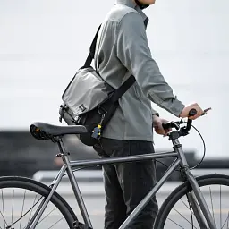 Сумка для ноутбука Tomtoc Explorer-T22 Messenger Bag Black 16 Inch/14L T22M1D1 - мініатюра 6