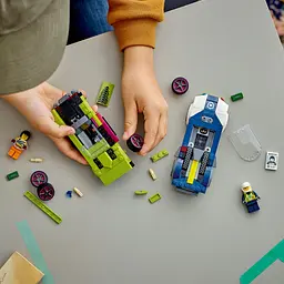 Конструктор LEGO City Переслідування маслкара на поліцейському автомобілі 213 деталі (60415) - мініатюра 3