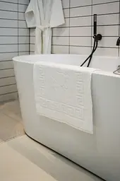 Килимок махровий Ecotton 50х70 см 650 гр./м рушник для ніг білий з тисненням Ніжки для ванної кімнати (24690) - мініатюра 7