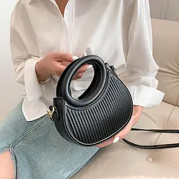 Стильна асиметрична сумочка з екошкіри Lilly P2-88148A чорна - мініатюра 3