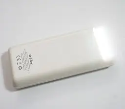 Універсальна зарядна батарея S-link IP-G21 20000Mah Power Bank з ліхтариком (Білий) - мініатюра 7