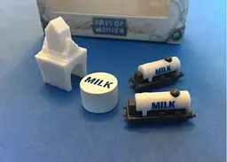 Аксесуар Days of Wonder Промонабір для гри Квиток на потяг 1 білий Ticket to Ride Deluxe Train Set Milk Tanker Cars (DOWTTRTS1) - мініатюра 2
