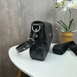 Сумка жіноча через плече крос-боді чорна маленька стильна - мініатюра 4