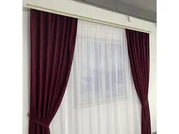 Мікровелюрові штори бордового кольору 2шт. 150х270 з білим шифоновим тюлем 400х270, на тасьмі ALBO pbe0052655 - мініатюра 6