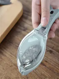 Рибочистка пластикова з контейнером 16 см, Kitchen Master Блакитний 84805 - мініатюра 3