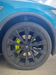 Ковпак колеса Tesla Model 3 чорний 175 мм п’ятикутний (зірка) 1 шт OEM 1044234-00-A - мініатюра 3