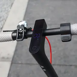 Електросамокат KUGOO M365 PRO Max 500W 11 Ah білий з алюмінієвою рамою та надувними колесами - мініатюра 7