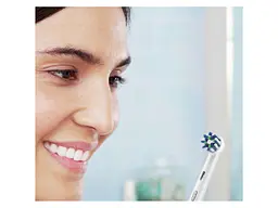 Електрична зубна щітка ORAL-B PRO1 D305.513.3X Black - мініатюра 5