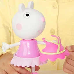 Ігровий набір PEPPA FIGURINES серії "Модна пригода" - ОДЯГНИ СЮЗІ Peppa Pig G0330 - мініатюра 6