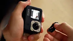 Захисна лінза GoPro Protective Lens Replacement для GoPro HERO 9/ 10/ 11/ 12/ 11 mini (ADCOV-002) [85737] - мініатюра 3