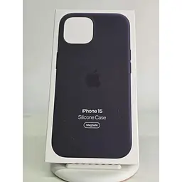 Оригінальний силіконовий чохол Apple Silicone Case with MagSafe для iPhone 15 (6.1") Midnight Black MT0J3ZM/A - мініатюра 5