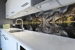 Кухонний фартух самоклеючий Ліс Відображення у річці для кухні наклейка зелений 60х300 см Happy Pocket Z180594 - мініатюра 6