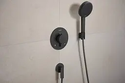 Шлангове під'єднання Hansgrohe FixFit Fine S зі зворотнім клапаном brushed black chrome 28882340 - мініатюра 2