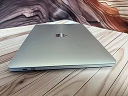 Ноутбук Apple MacBook Pro 13" 2020 i7-1068NG7/32/512 (C02FK1EQML87) Б/в - мініатюра 6