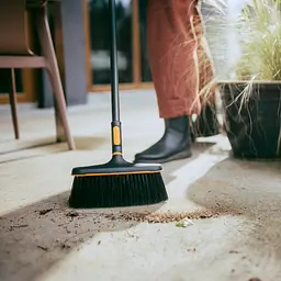 Насадка-мітла універсальна Fiskars OneClick™ (1080701) - мініатюра 3
