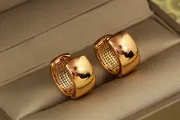 Сережки Xuping Jewelry широкі колечки 1,3 см золотисті - мініатюра 2