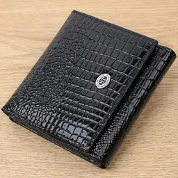 Компактний жіночий гаманець з натуральної лакованої шкіри ST Leather 22688 чорний