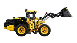 Конструктор LEGO Technic Колісний навантажувач Volvo L120 Electric 973 деталі (42209) - мініатюра 7