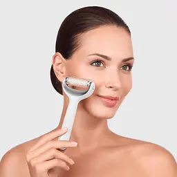 Електронний ролик для обличчя та тіла з мікроголками GESKE MicroNeedle Face & Body Roller 8 в 1 білий - мініатюра 9