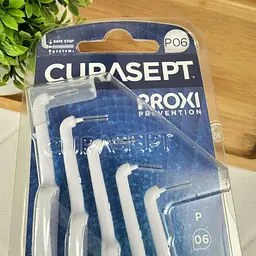 Міжзубний йоржик кутові Curasept Proxi Angle P06, ISO0 (0.6 мм, білий), 5 шт - мініатюра 2